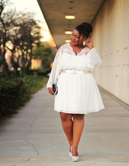 White dress, trapeze medium length strap for full women