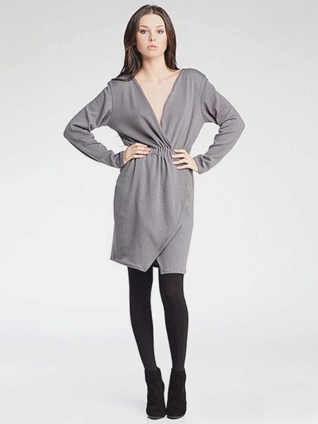 Niniting dressing gown na may amoy