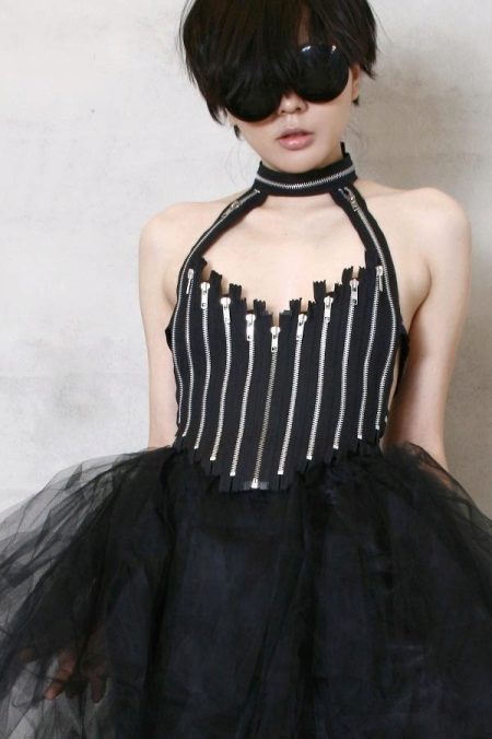Dress na gawa sa zippers at chiffon