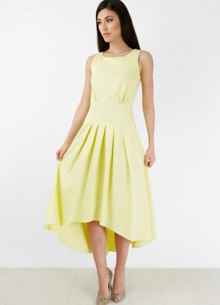 Low waist dress with a fluffy asymmetrical skirt