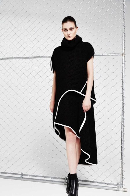 Lana Mataas na Mababang Dress