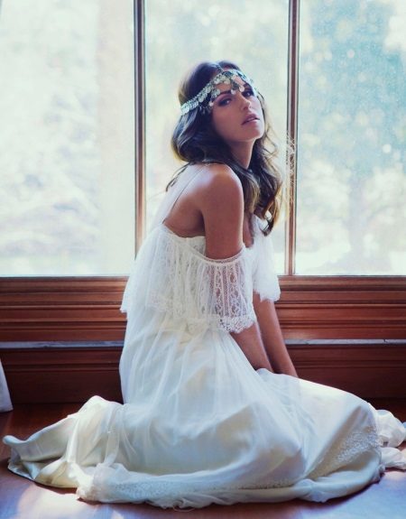 Boho style dress na may laces