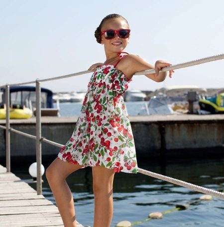 Summer dress sundress sa bulaklak para sa mga batang babae
